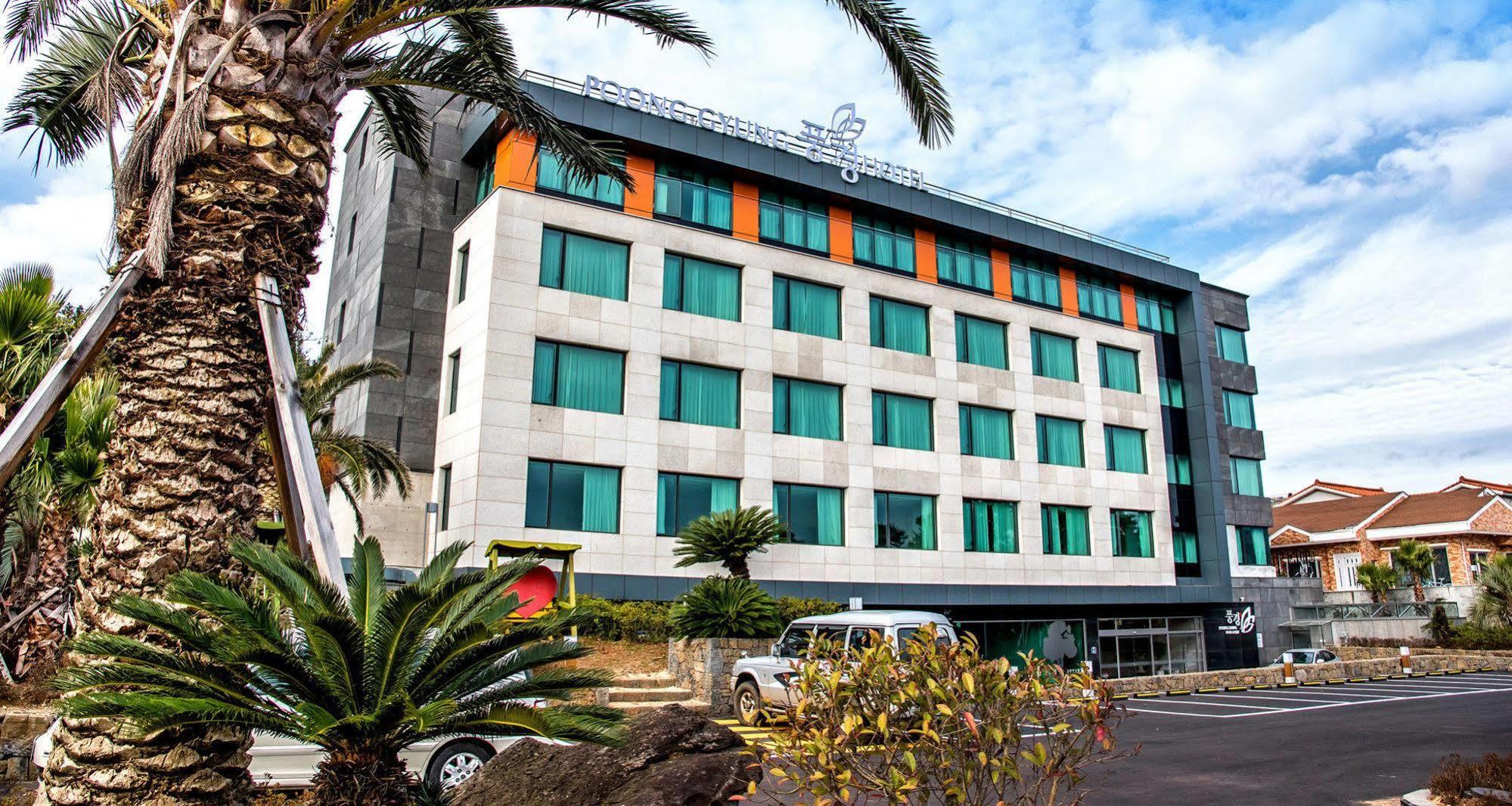 Jeju Poong Gyung Hotel Seogwipo Extérieur photo