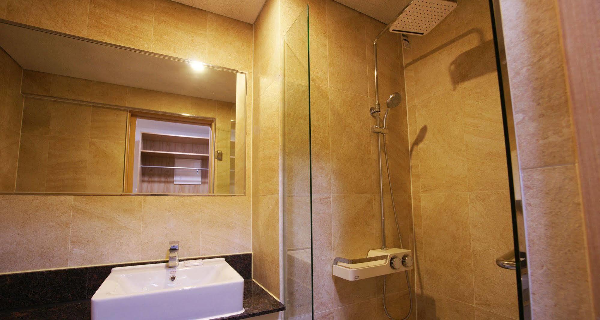 Jeju Poong Gyung Hotel Seogwipo Extérieur photo